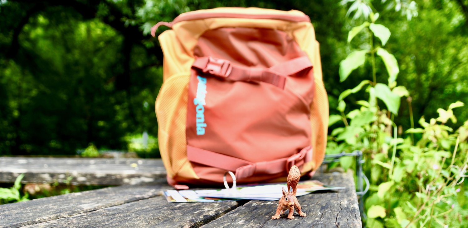 Unterwegs mit dem Eichhörnchen-Rucksack